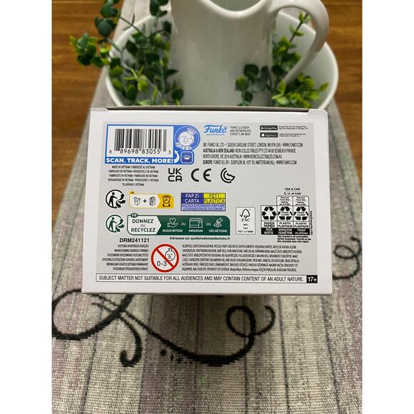 Funko Pop Television:  DC Creature Commandos - Eric Frankenstein - Picture 6 of 6